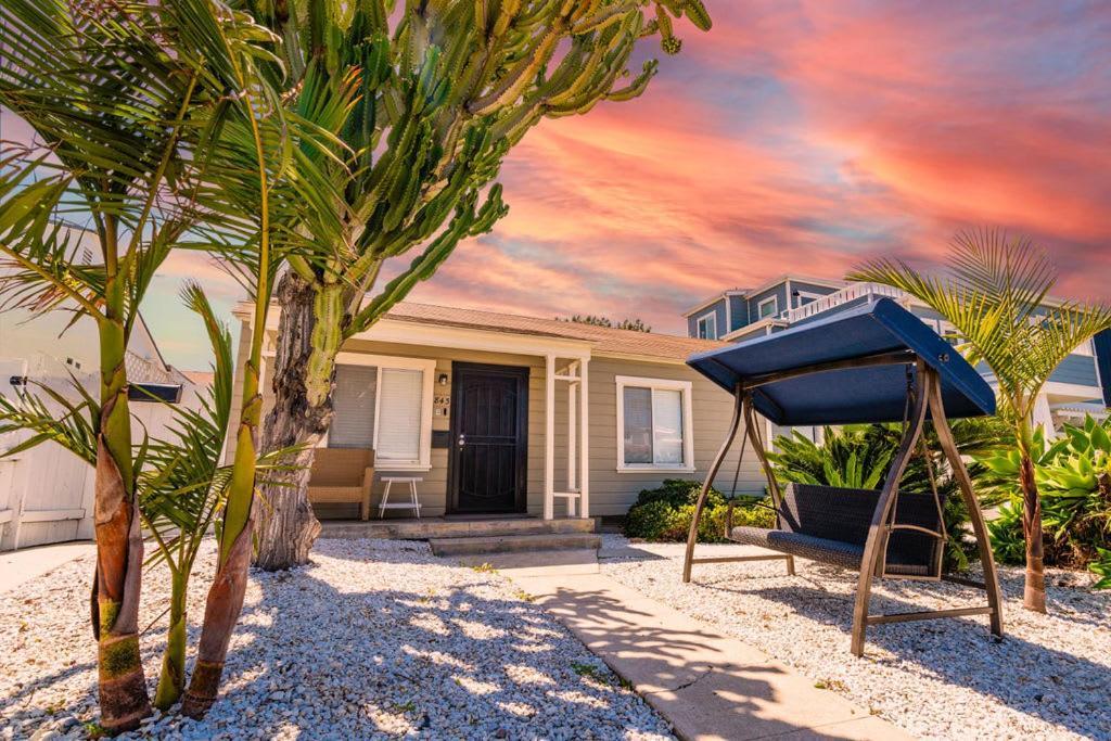 Casa de férias Pb Compound Getaway Steps To Surf And *